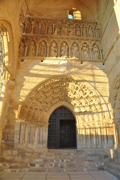 Las Cantigas Villalcazar de Sirga Luaran gambar