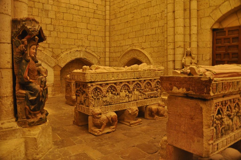 Las Cantigas Villalcazar de Sirga Luaran gambar